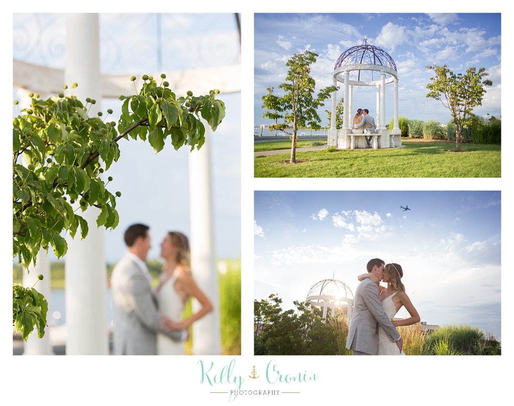 A new married couple kisses | Kelly Cronin Photography | Cape Cod Wedding Photographer