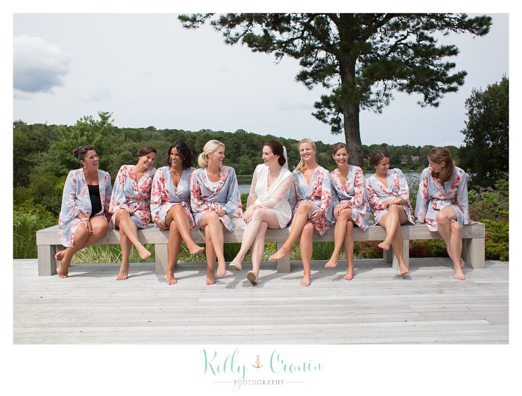 A bridal party sits | Kelly Cronin Photography | Cape Cod Wedding Photographer