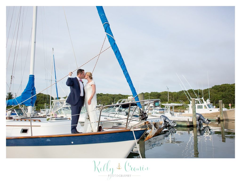 A couple sails  | Kelly Cronin Photography | Cape Cod Wedding Photographer