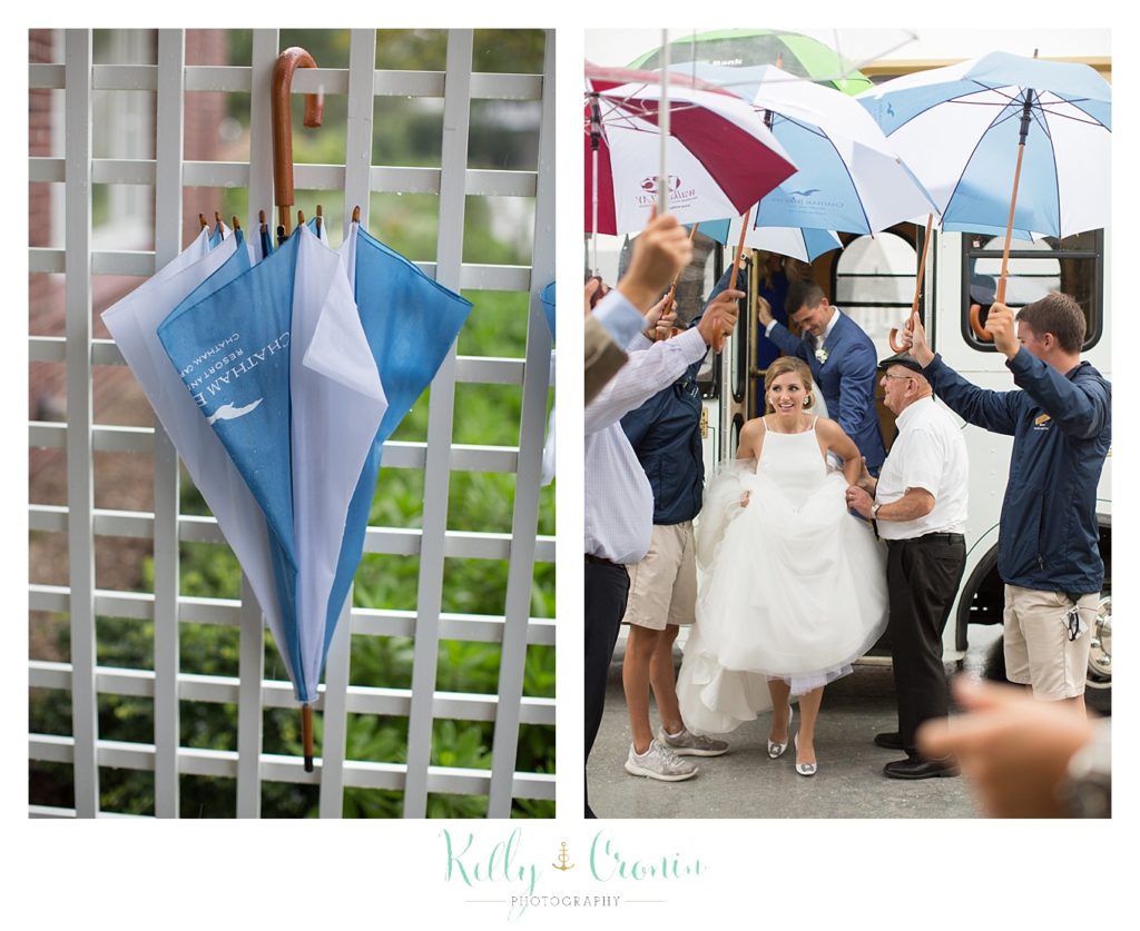 Umbrellas are needed on a wedding day | Kelly Cronin Photography | Cape Cod Wedding Photographer