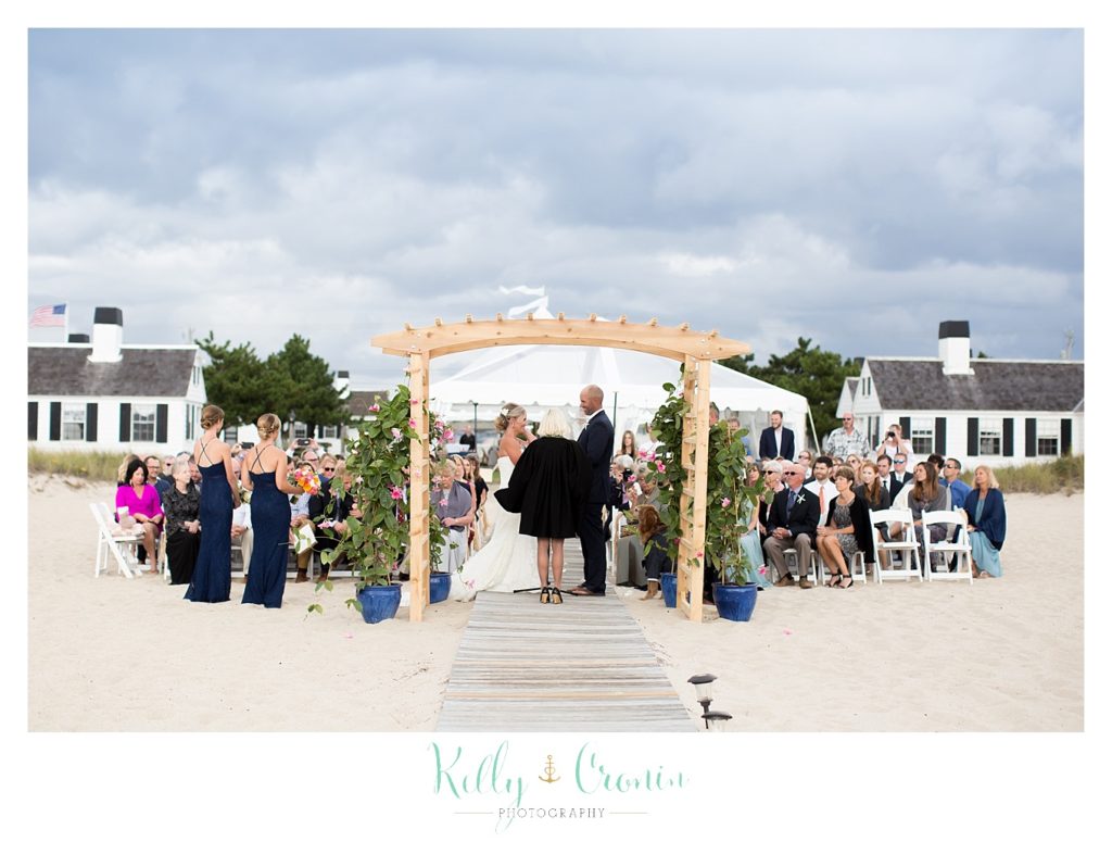 A couple says their vows | Kelly Cronin Photography | Cape Cod Wedding Photographer