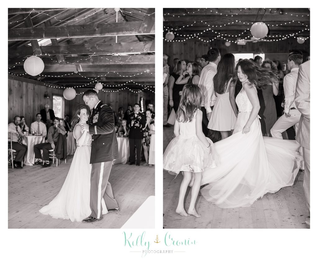 People dance at a wedding celebration | Wedding Photographer in Cape Cod | Kelly Cronin Photography