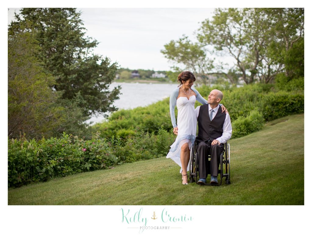 A bride walks with her groom | Kelly Cronin Photography | Chatham Wedding Photographer