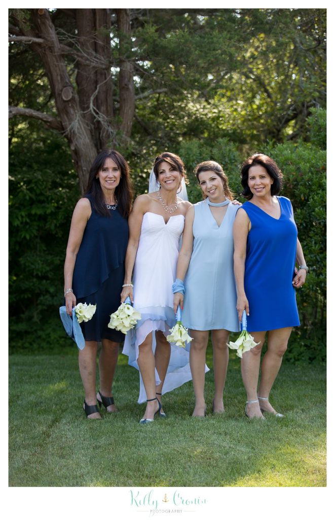 A bride and her girls pose | Kelly Cronin Photography | Chatham Wedding Photographer