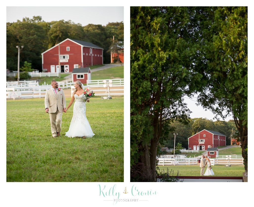 A bride and groom get married in front of a barn where they fell in love | Kelly Cronin Photography | CJ's Ranch