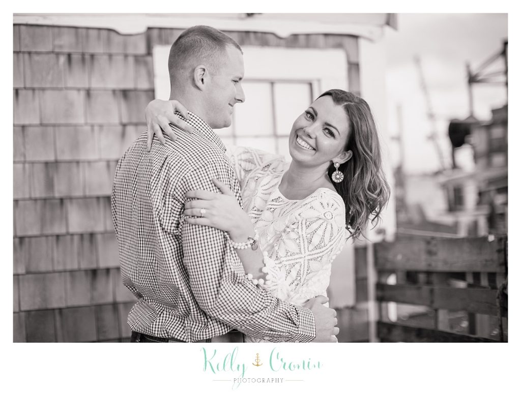 A couple celebrates their love with some Cape Cod engagement photography shots. 
